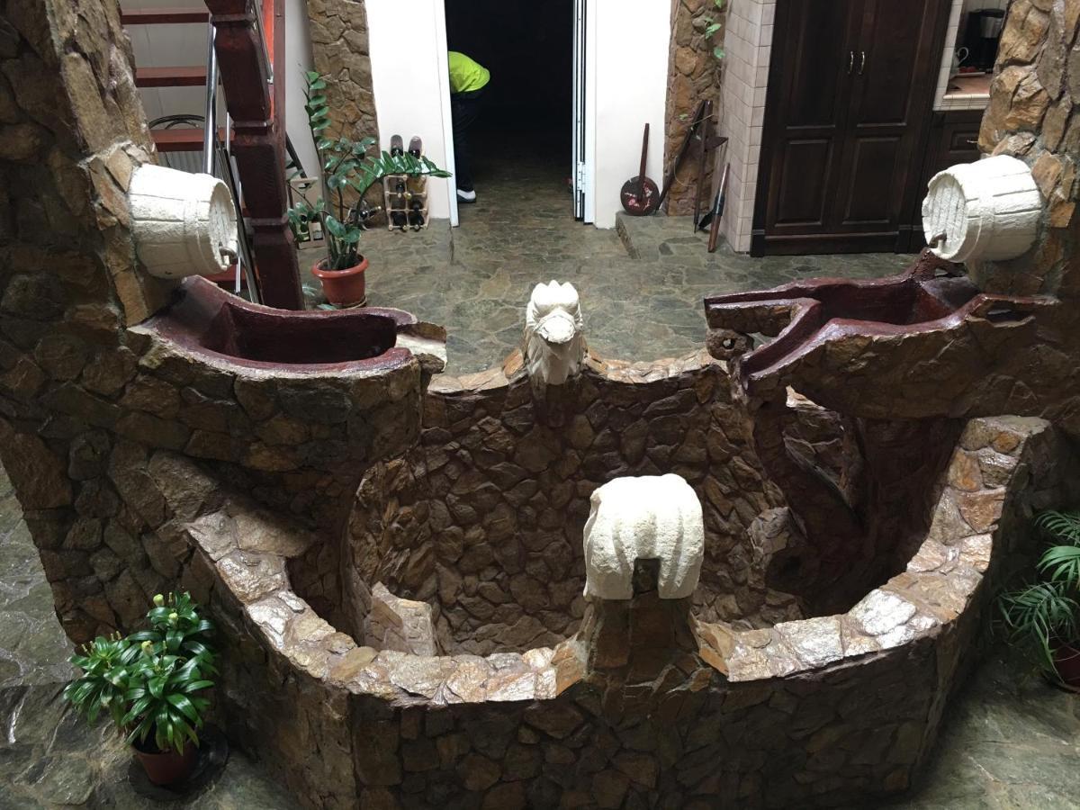 Wineyards Salin Bed & Breakfast Турда Екстериор снимка