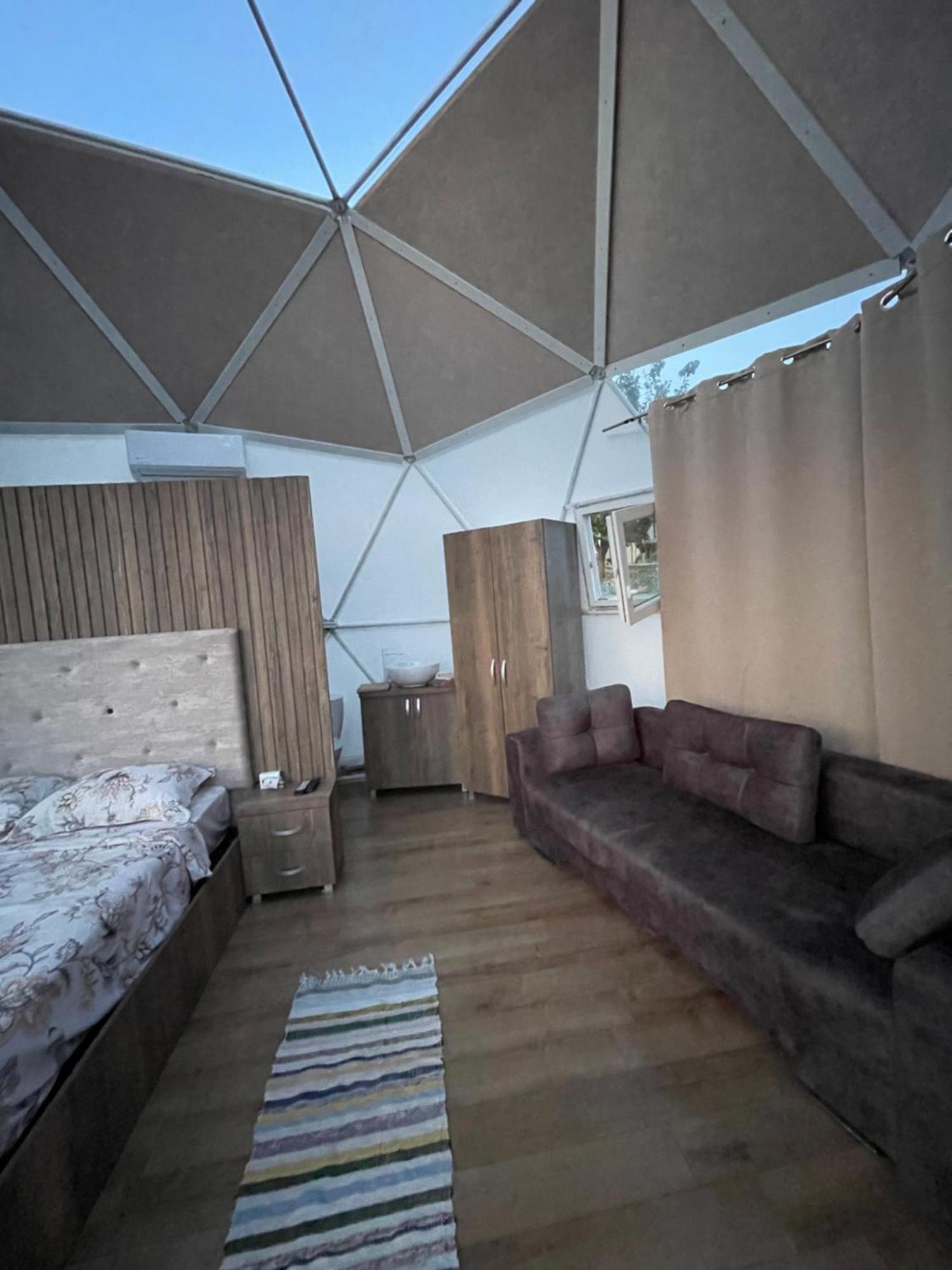 Wineyards Salin Bed & Breakfast Турда Екстериор снимка